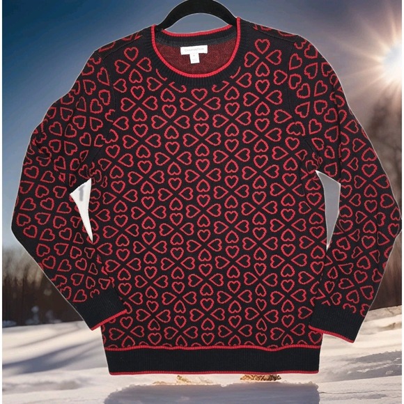 Charter Club Sweaters - Charter Club Women's Heart-Pattern Sweater in Black / Red SZ: MEDIUM